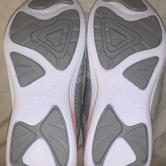 Vionic Womens Agile Jojo Ombre Gray Athletic and Training Shoes Sneakers NWT - Picture 5 of 5